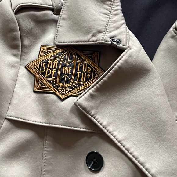 ZARA Classic Double-Breasted Tan Trench Coat - Picture 5 of 9